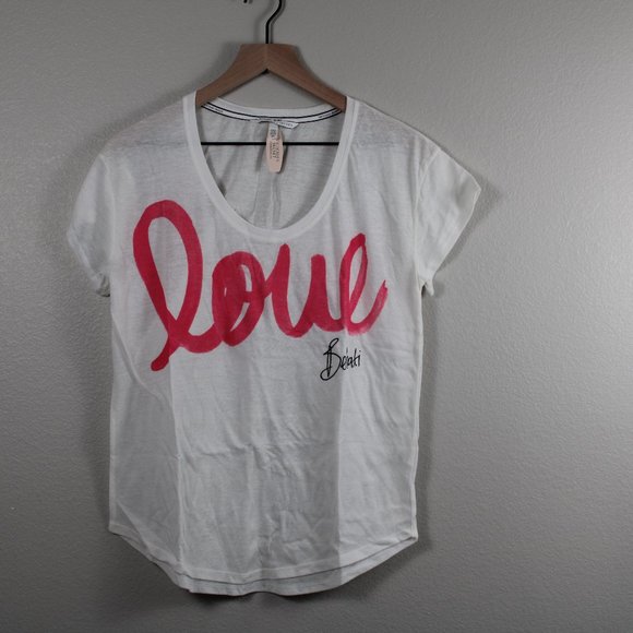 Small | Victoria's Secret T-Shirt - Picture 2 of 4